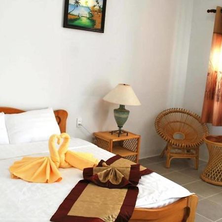 โรงแรมพี เยน Chi Khu Co Ong ภายนอก รูปภาพ